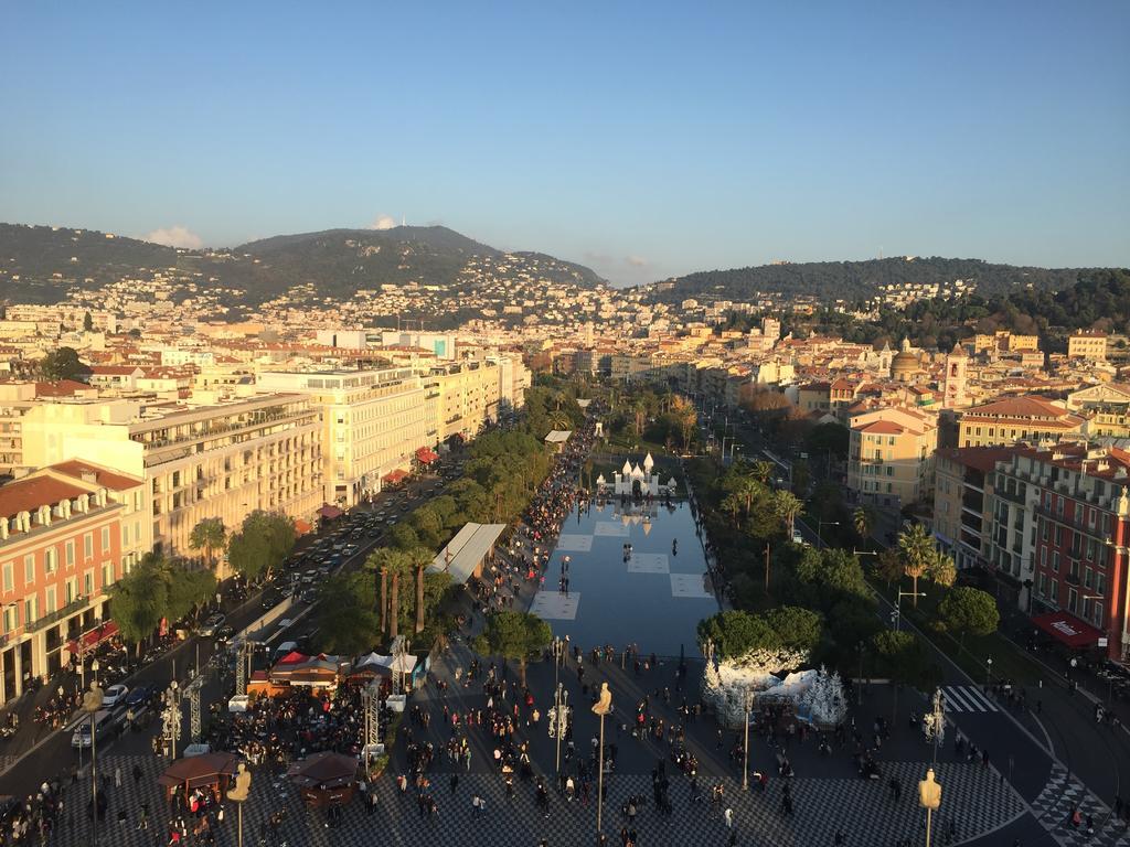 2 Bedrooms Appartement In Central Location On The Famous Place Massena Nizza Esterno foto