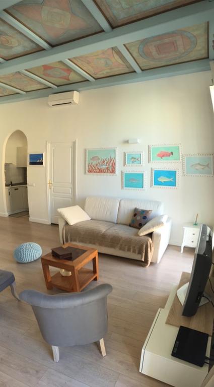 2 Bedrooms Appartement In Central Location On The Famous Place Massena Nizza Esterno foto