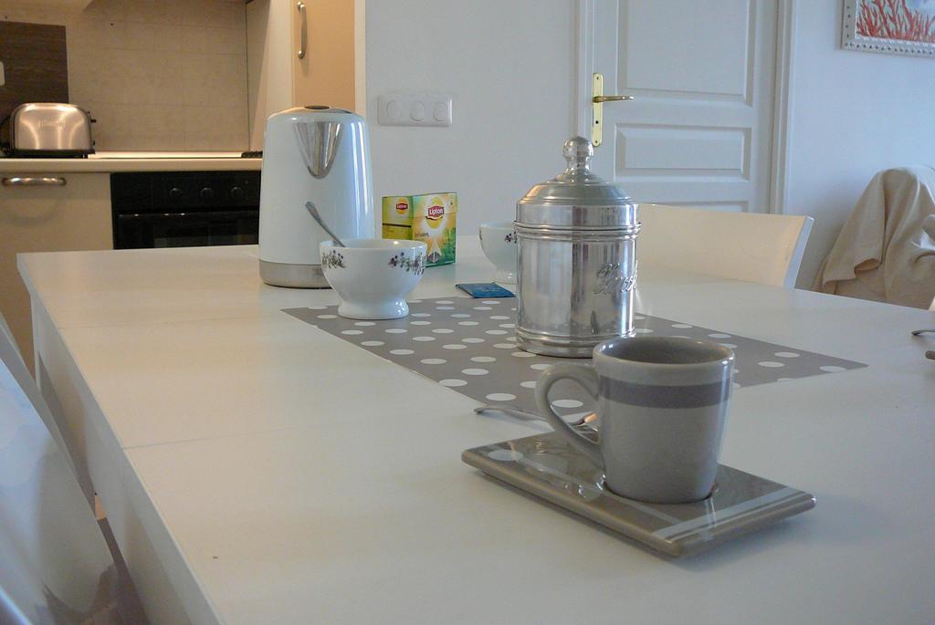 2 Bedrooms Appartement In Central Location On The Famous Place Massena Nizza Esterno foto
