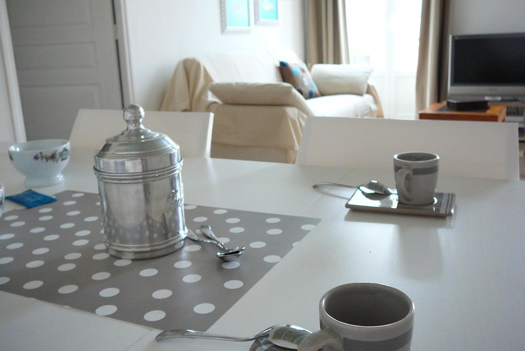 2 Bedrooms Appartement In Central Location On The Famous Place Massena Nizza Esterno foto